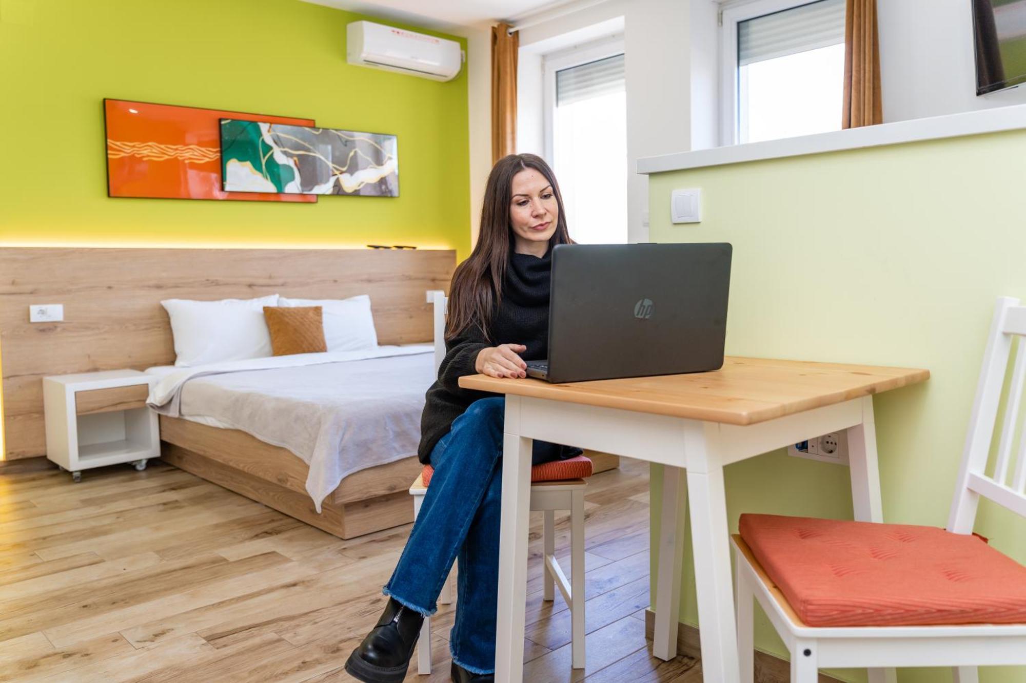 Kalanj Apartmani I Sobe Belgrade Luaran gambar