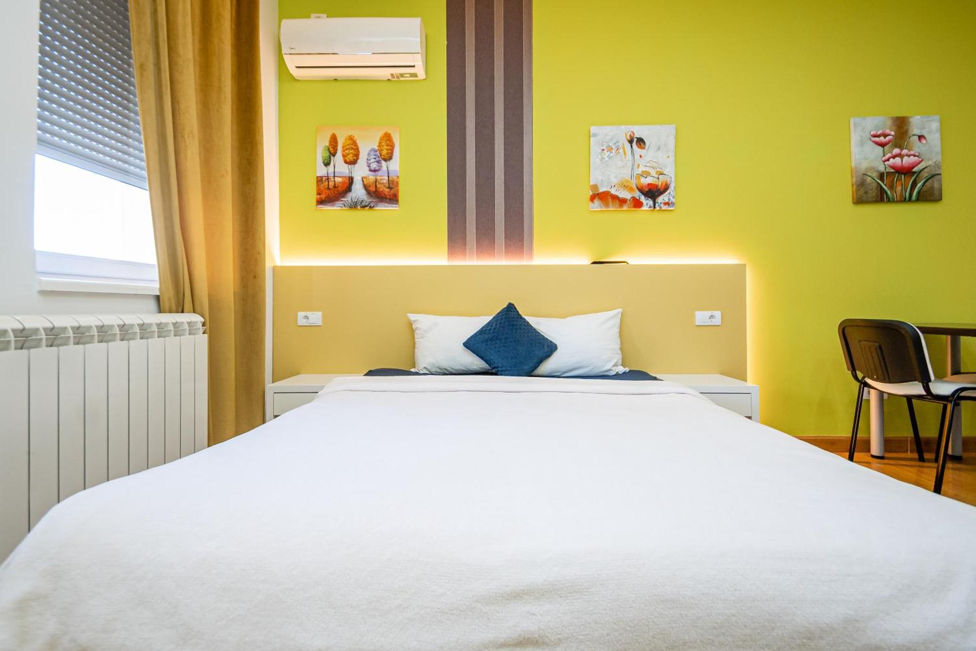 Kalanj Apartmani I Sobe Belgrade Luaran gambar