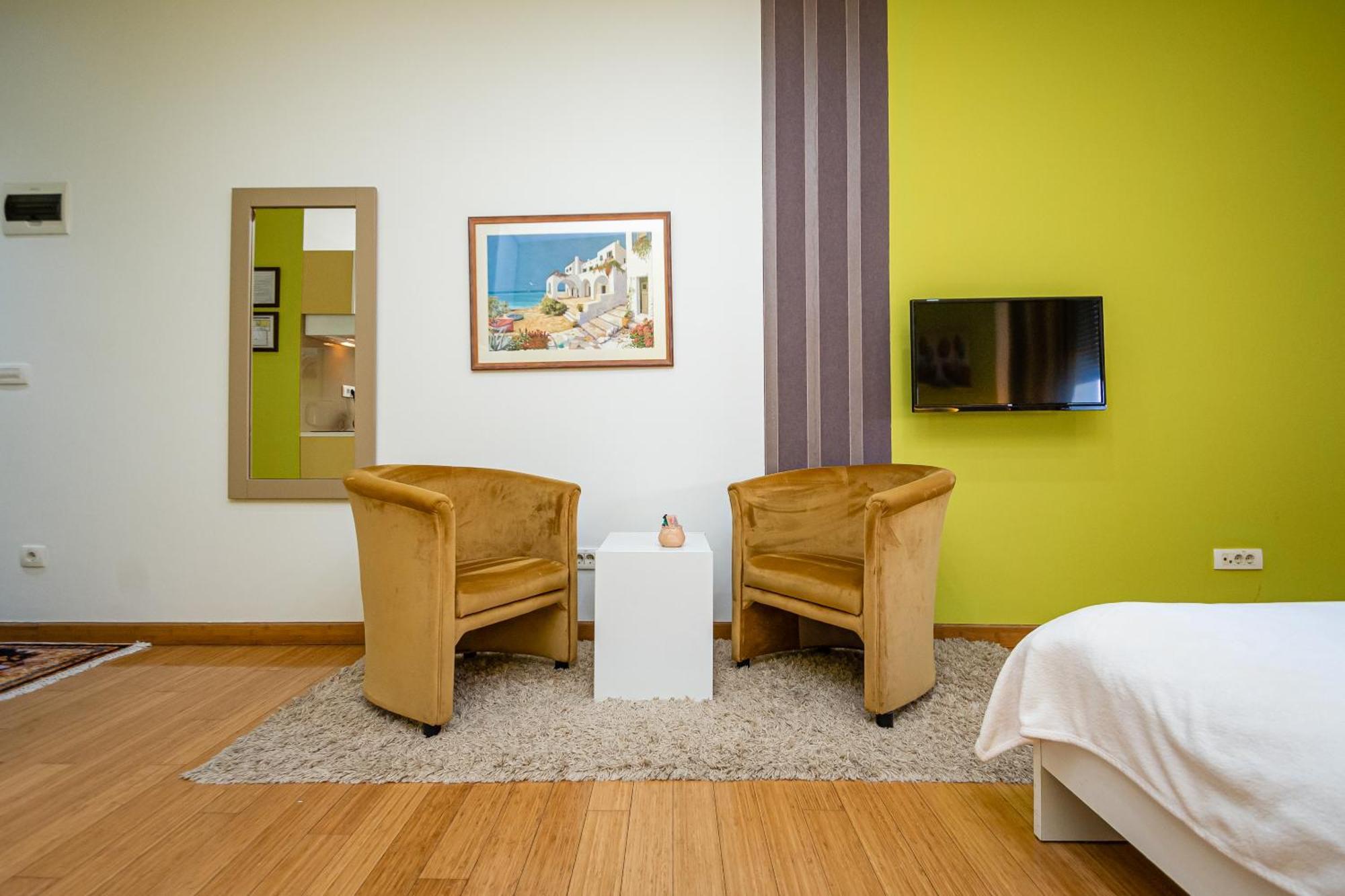 Kalanj Apartmani I Sobe Belgrade Luaran gambar