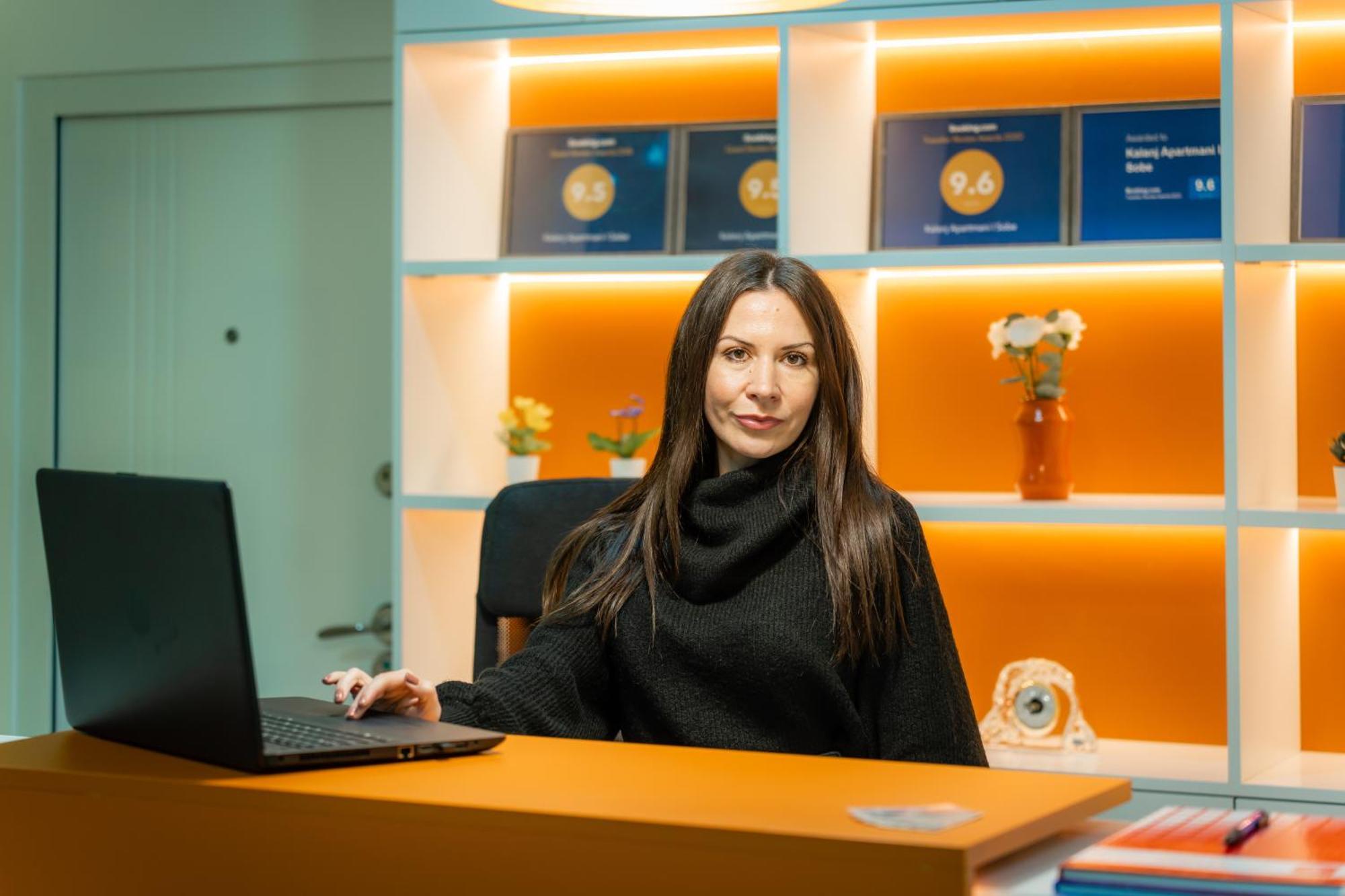 Kalanj Apartmani I Sobe Belgrade Luaran gambar