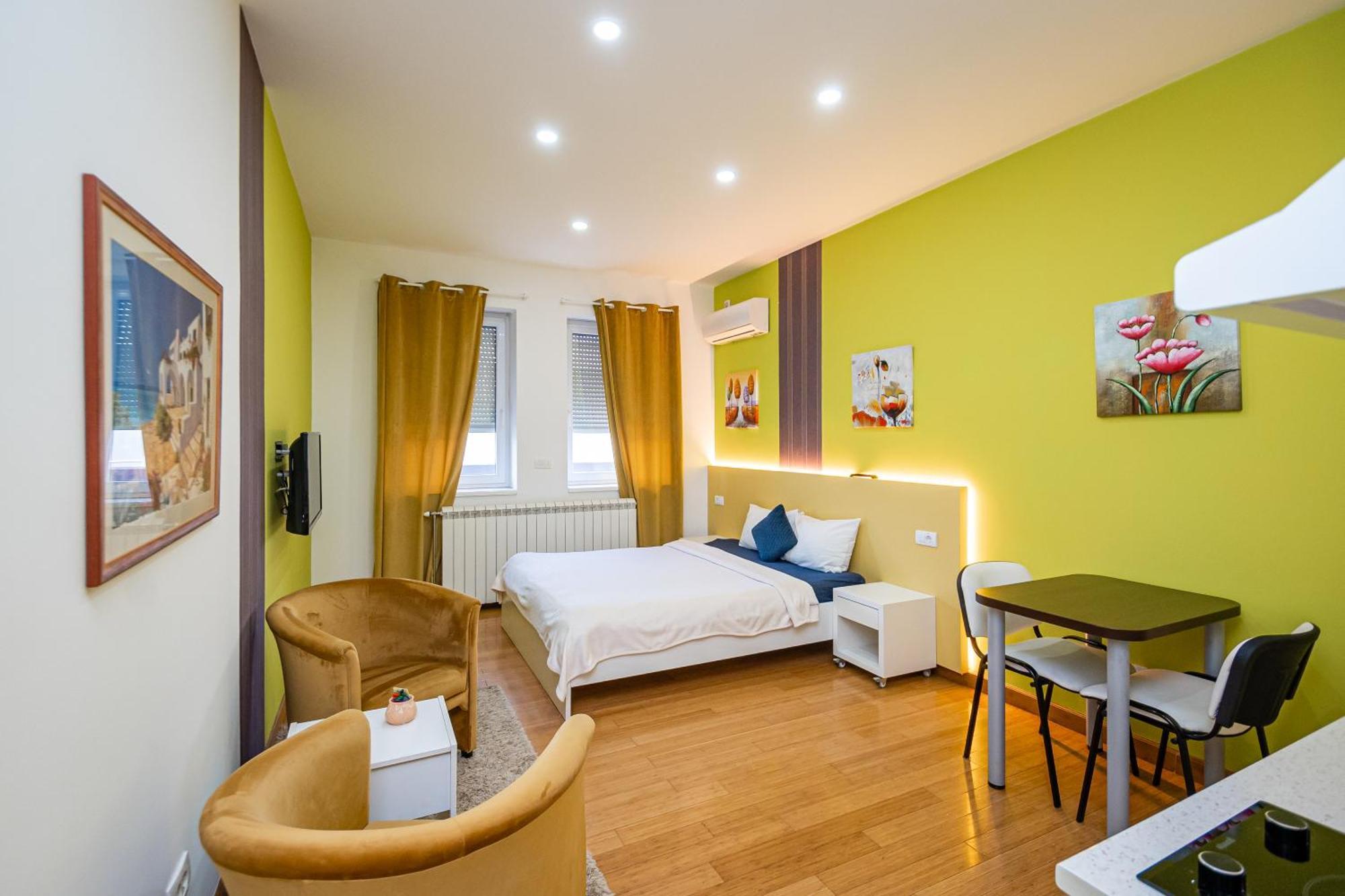 Kalanj Apartmani I Sobe Belgrade Luaran gambar