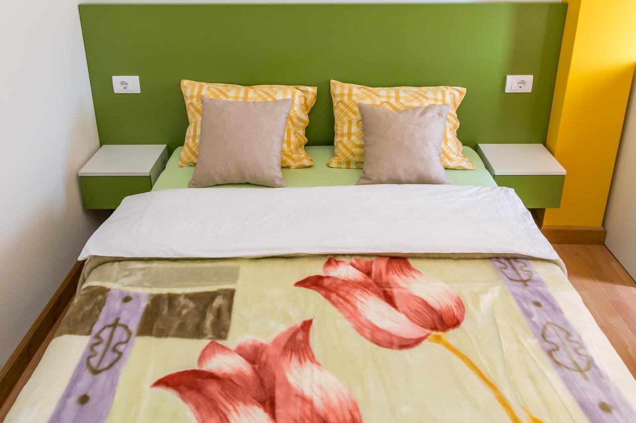 Kalanj Apartmani I Sobe Belgrade Luaran gambar